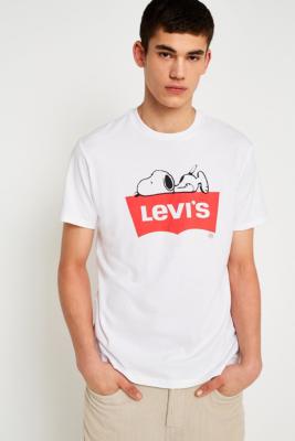 levi's snoopy t shirt