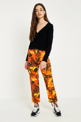 urban outfitter camo pants