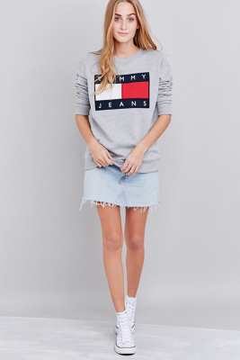 urban outfitters tommy hilfiger jumper