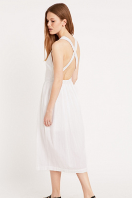 ... by Urban Outfitters - Robe d'Ã©tÃ© mi-longue blanche avec plis