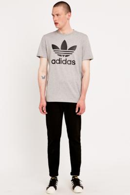 adidas t shirt urban outfitters