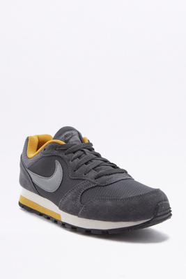 nike marathon shoes femme beige