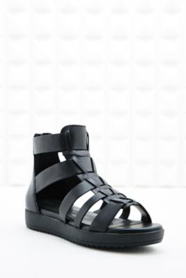 Vagabond Floral Gladiator Sandals in Black - Urban Outfitters