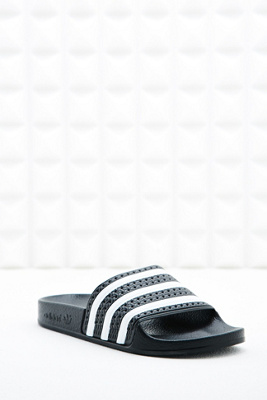 urban outfitters mens slides