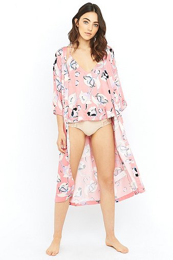 Minkpink Field of Dreams Floral Dressing Gown - Urban Outfitters