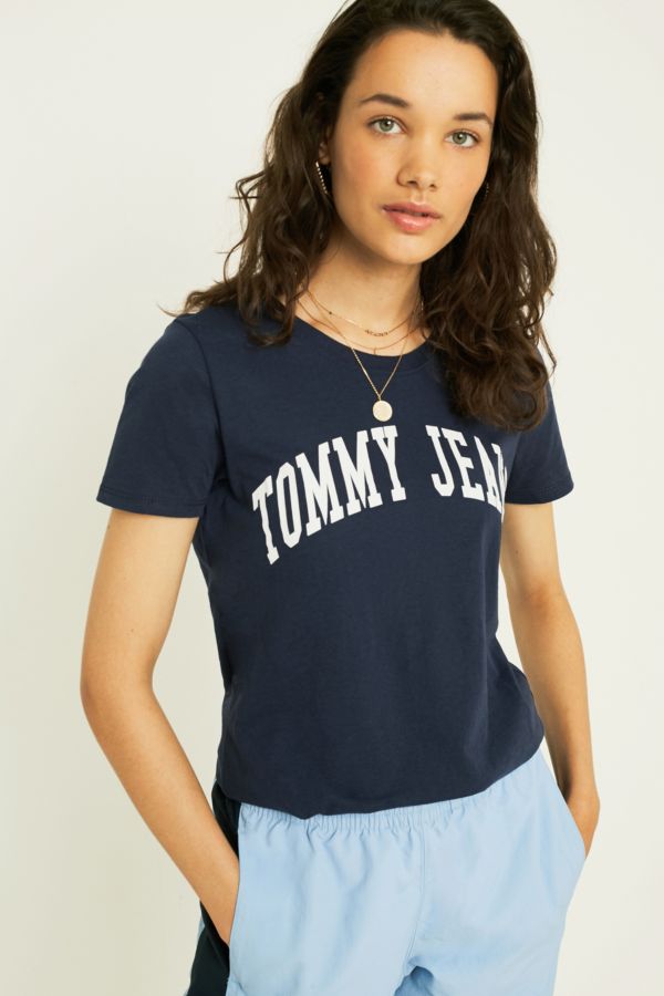 Tommy Jeans Clean Logo Navy T-Shirt | Urban Outfitters