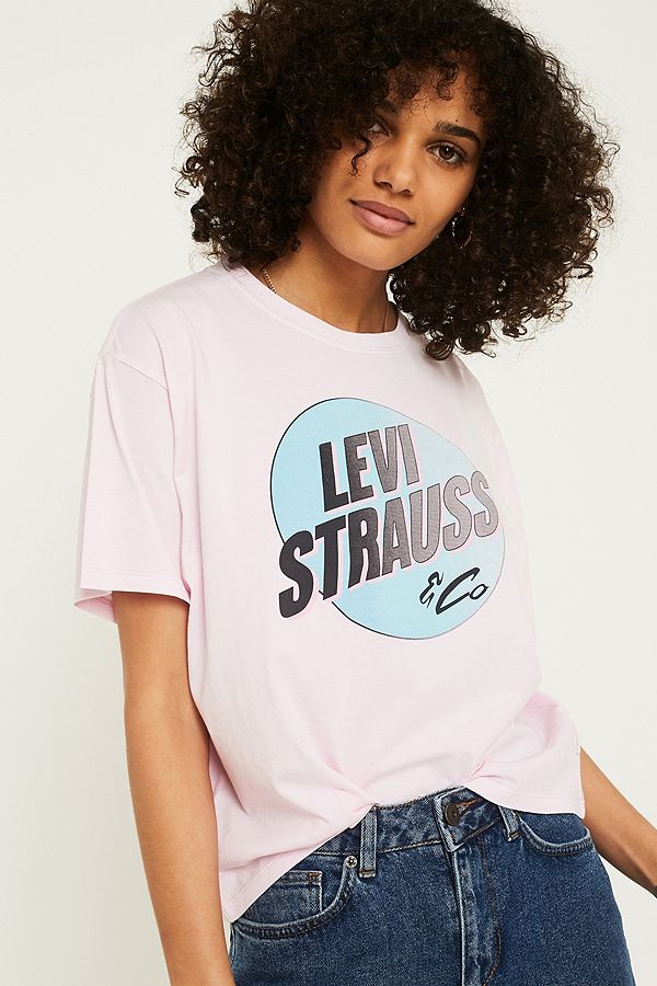 Levi's Pink Graphic T-Shirt | Urban Outfitters