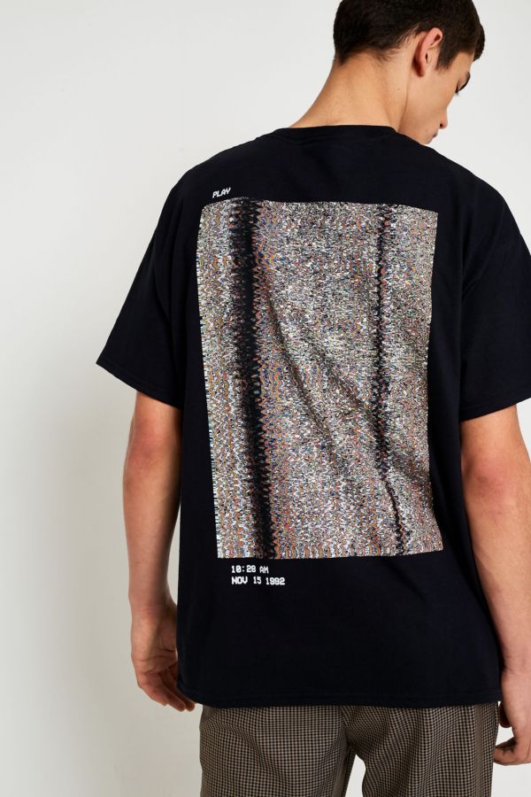 UO Static Black T-Shirt | Urban Outfitters