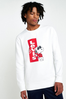 levis hoodie snoopy