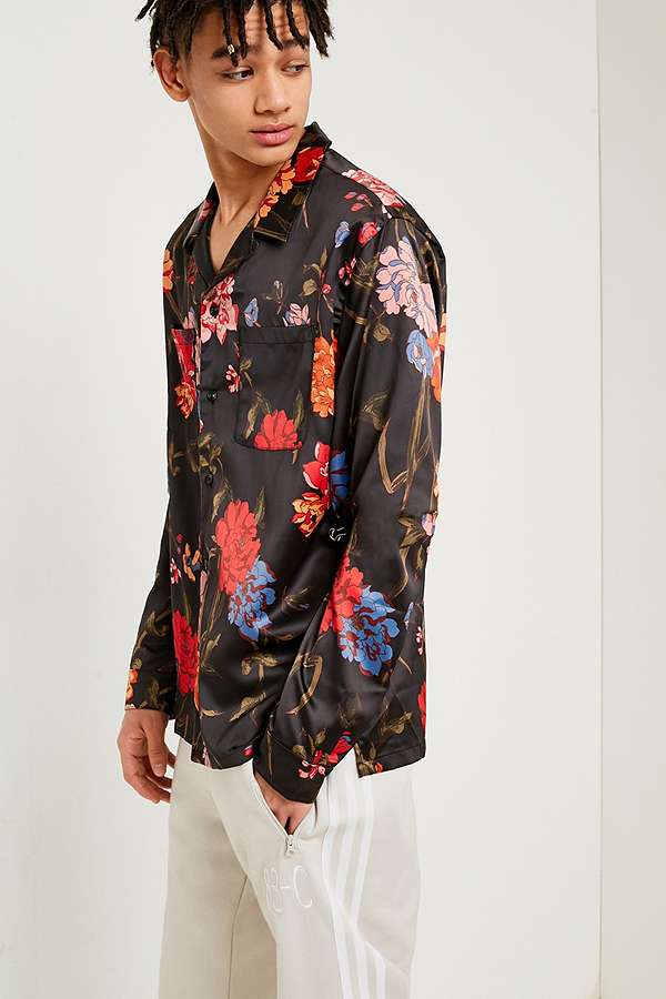 UO Satin Floral Button-Down Shirt | Urban Outfitters