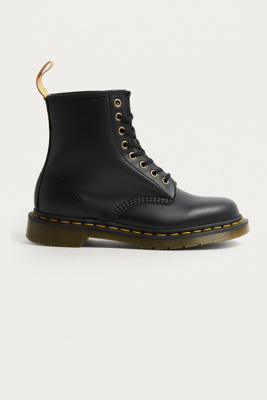 jadon dr martens urban outfitters