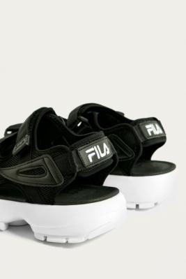 fila disruptor black sandals