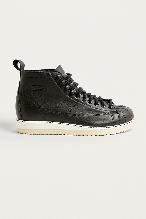 adidas Superstar Boot Luxe W - Aq1250 - Sneakersnstuff | sneakers & streetwear online since 1999