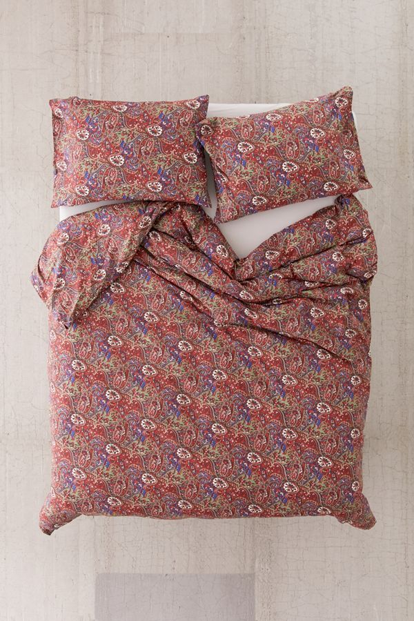 Red Paisley Duvet Cover Set | Urban Outfitters UK
