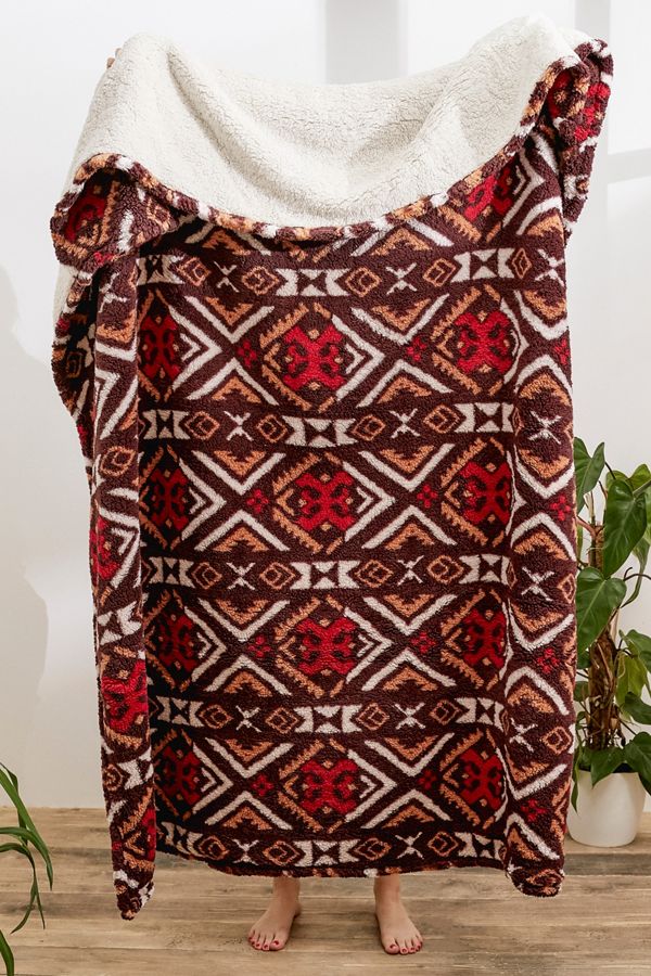 Southwestern Pattern Sherpa Throw Blanket Urban Outfitters UK