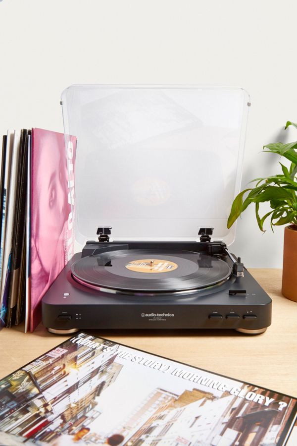 AudioTechnica Bluetooth Black ATLP60 Vinyl Record Player Urban