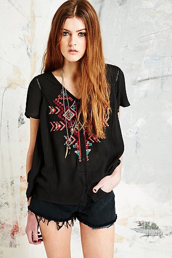 Staring at Stars Embroidered Blouse in Black - Urban Outfitters