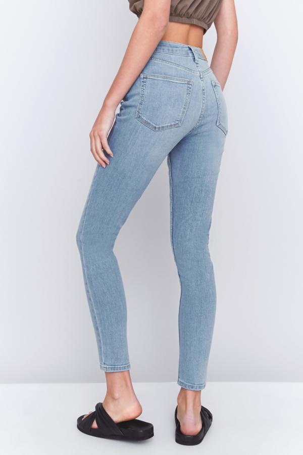 BDG Pine Skinny Light Wash Jeans | Urban Outfitters