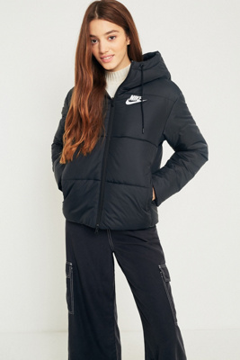 womens black nike coat