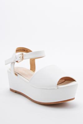 Shoes - Urban Outfitters