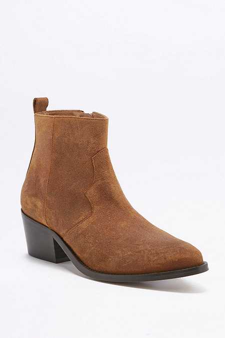 Boots - Women's Shoes - Urban Outfitters