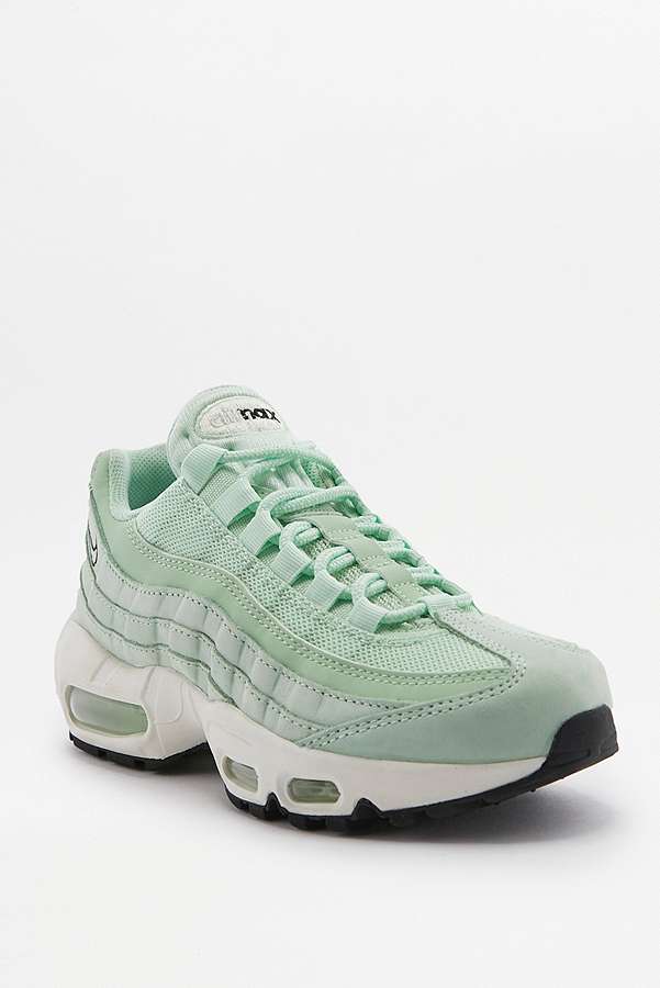Nike Air Max 95 Grade School Warner Tech
