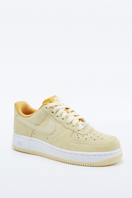urban outfitters air force 1