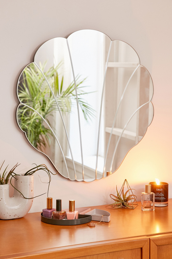 Slide View: 1: Miroir en forme de coquillage