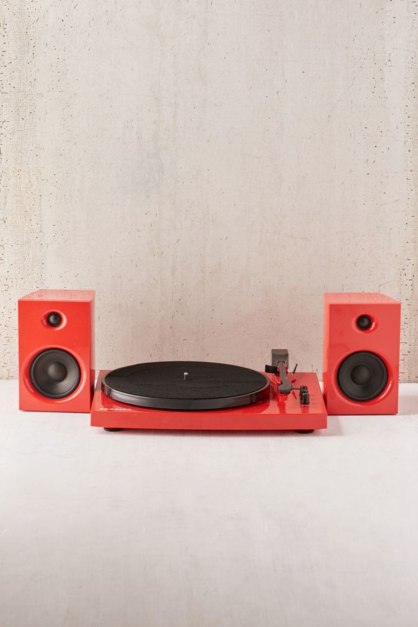 Crosley T100 Red Bluetooth Vinyl Record Player with Speakers Urban