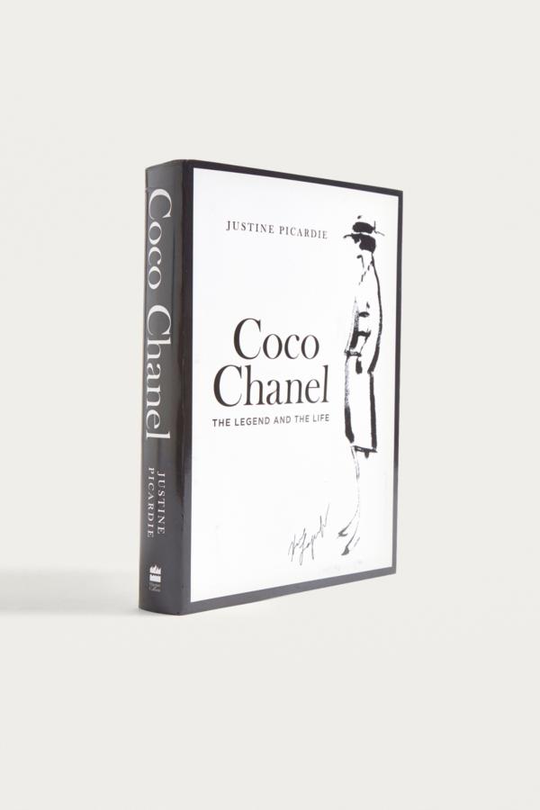 Slide View: 1: Coco Chanel: The Legend and the Life By Justine Picardie