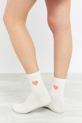 Chaussettes à motif coeur Urban outfitters
